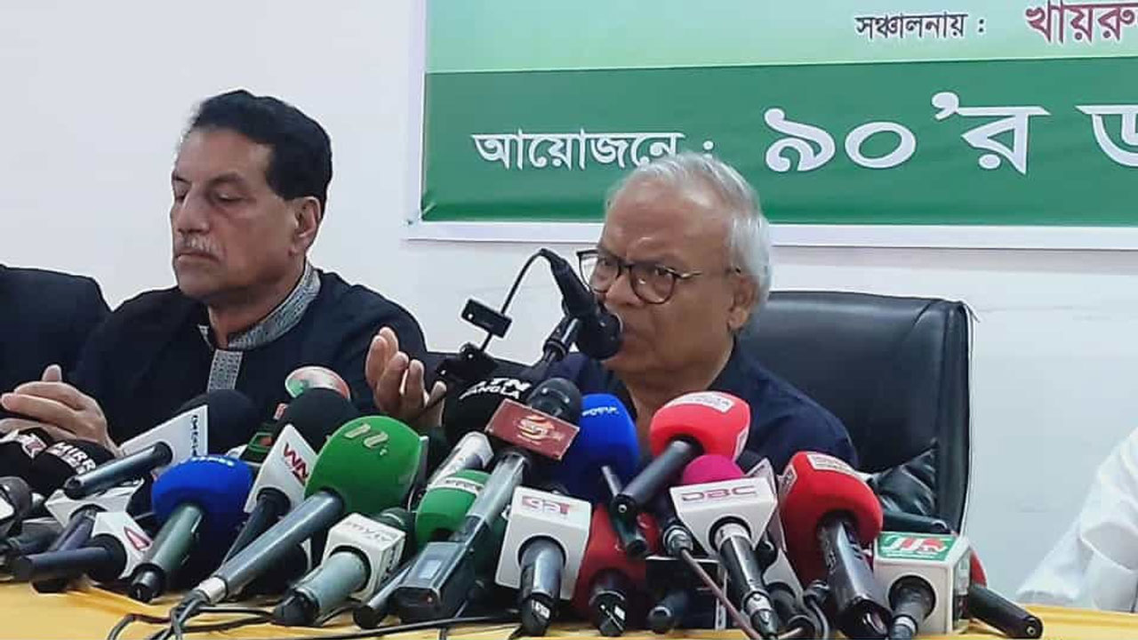 এরশাদ এবং শেখ হাসিনার চরিত্রে পার্থক্য নেই: রিজভী